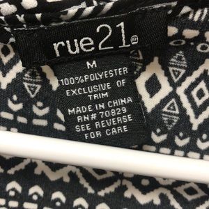 Rue21 Dresses - Black and White Summer Tribal Shift Dress Rue21 Dresses - Black and White Summer Tribal Shift Dress